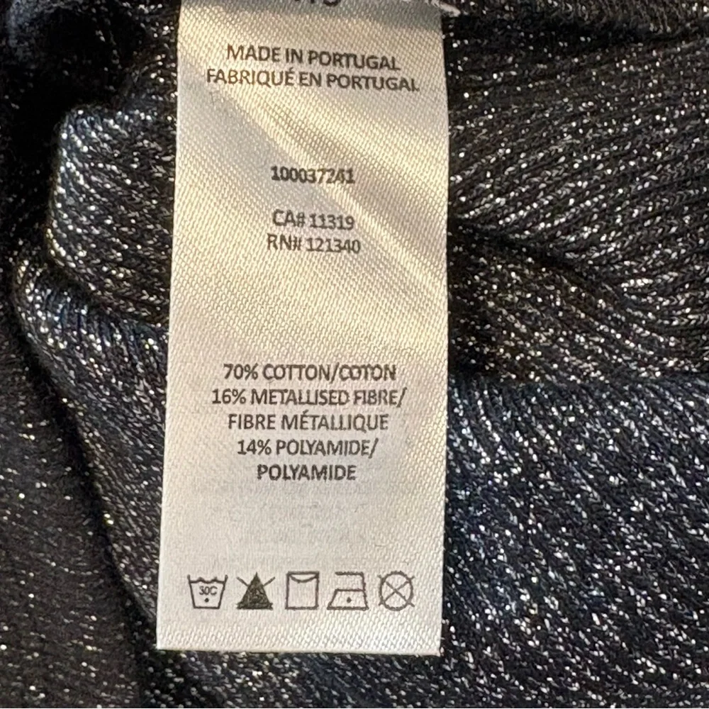 NWT Garage Women’s Mock Neck Shimmer Top, Size Small, Metallic Black, Luxe Feel - Picture 4 of 6